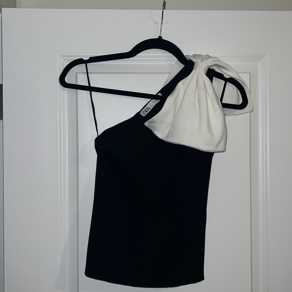 One Shoulder top with bow detail
